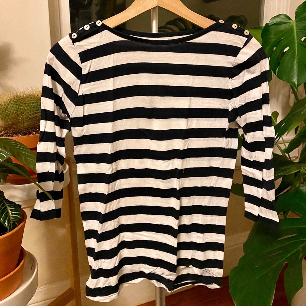 Great basic 3/4 length t-shirt